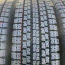 225/80R17.5 再生スタッドレスほぼ新品　M929 激安美品　　4本セット:46,000円