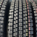 225/80R17.5 再生スタッドレスほぼ新品　M929 激安美品　　4本セット:46,000円