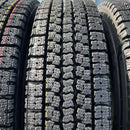 225/80R17.5 再生スタッドレスほぼ新品　M919 激安美品　　4本セット:44,000円