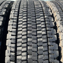 11R22.5 BRIDGESTONE, W900 中古スタッドレス　激安美品　　4本セット:58,000円