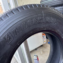 225/80R17.5 ブリヂストン　R115 イボ付　ほぼ新品　　1本:15000円