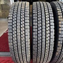 225/80R17.5 再生スタッドレスタイヤ　激安美品　ほぼ新品　　4本＋１本セット:55000円