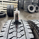 215/85R16 120/118L LT BRIDGESTONE BLIZZAK W979 中古冬タイヤ2本セット:12000円