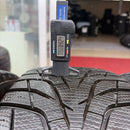 215/60R17 Hankook 2024年製 中古冬タイヤ 4本セット:22000円