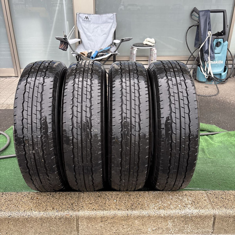 195/80R15 107/105N LT DUNLOP SP175N 中古夏タイヤ ハイエース用 4本 