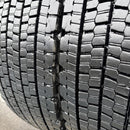 295/80R22.5 BRIDGESTONE, W900 中古スタッドレスタイヤ ４本セット:108500円