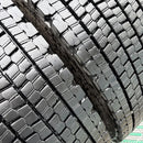 295/80R22.5 BRIDGESTONE, W900 中古スタッドレスタイヤ ４本セット:108500円