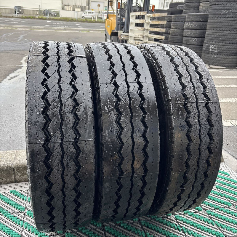 Shop サイズ_15インチ トラック用タイヤ at 桜国際貿易オンライン