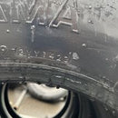 225/80R17.5 M929 ほぼ新品　イボ付　再生冬タイヤ4本セット:48000円