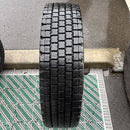 225/80R17.5、123/122L、BRIDGESTONE W910 スタッドレスタイヤ、1本:7000 円
