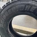 225/80R17.5、123/122L、BRIDGESTONE W910 スタッドレスタイヤ、1本:7000 円