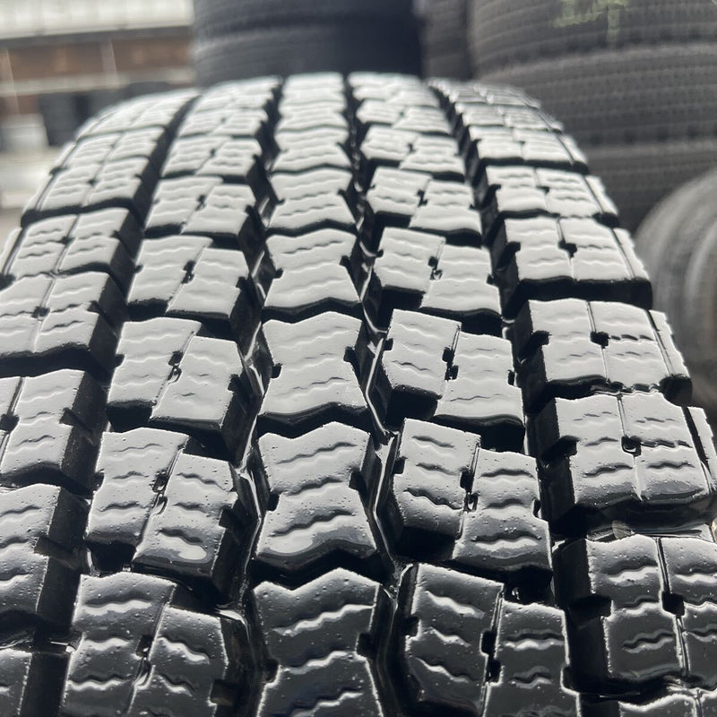 225/80R17.5 TOYO, M919, 中古冬タイヤ 1本:7500円 | 桜国際貿易