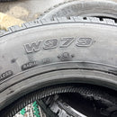 205/70R17.5、118/116L、LT、BRIDGESTONE 2022年製 BLIZZAK W979 中古スタッドレス 2本セット:12000円