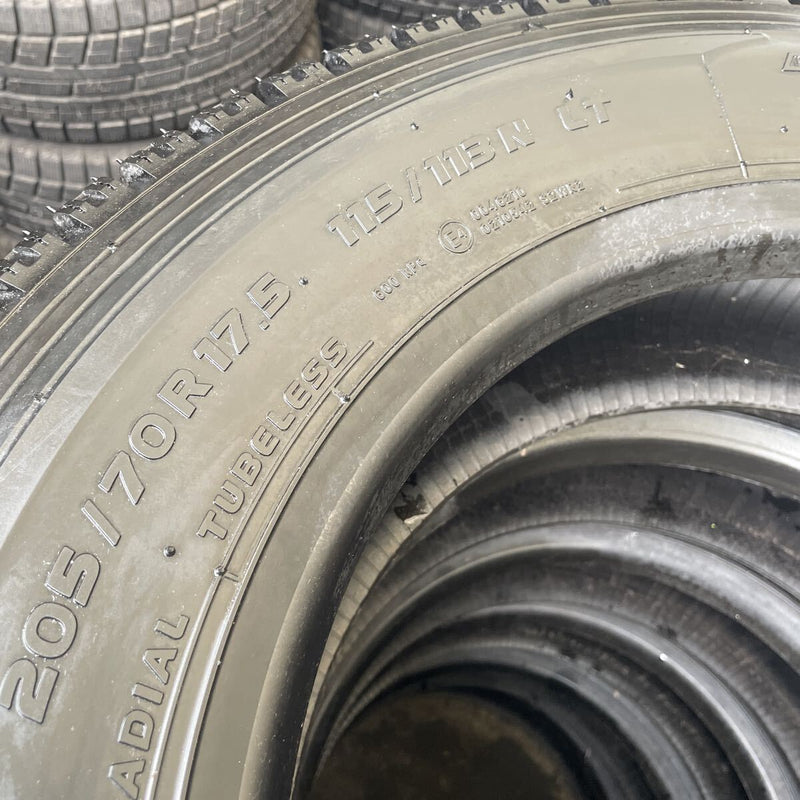 205/70R17.5. 115/113N LT 東洋 新品 2024年 激安美品 6本セット: