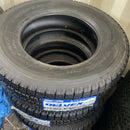 225/70R16. 117/115N、 LT 東洋　M935 新品　2023年 激安美品　4本セット:70000円