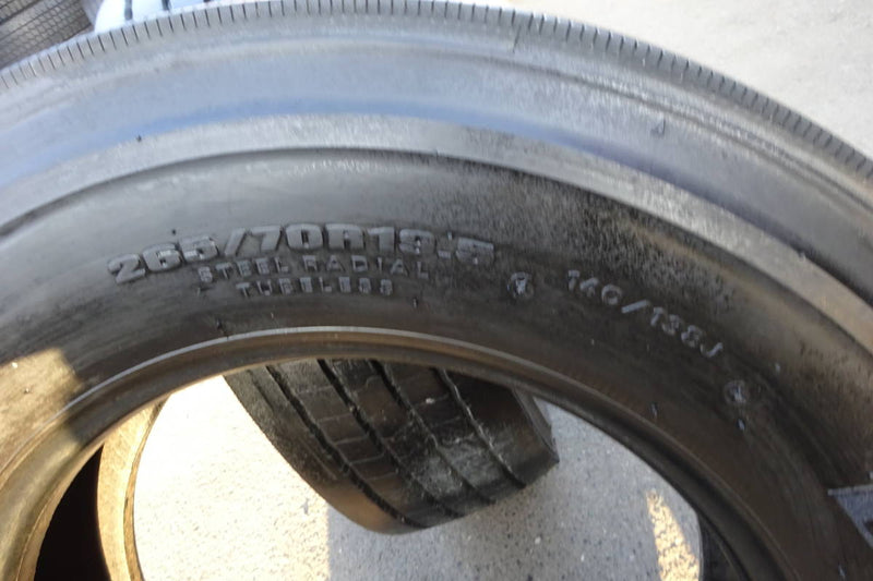 265/70R19.5 激安美品　2本セット：20000円