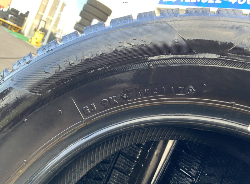 195/65R14 BRIDGESTONE VRX2 年式：2017 激安美品４本セット：16000円