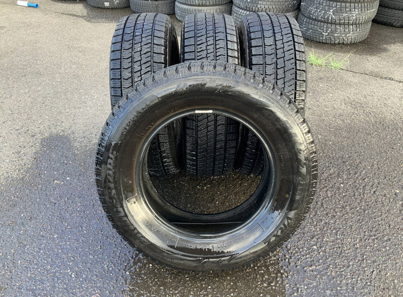 195/65R14 BRIDGESTONE VRX2 年式：2017 激安美品４本セット：16000円